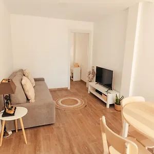 https://luxury-beach-resort-in-el-palo-la-biznaga.1costadelsol.com